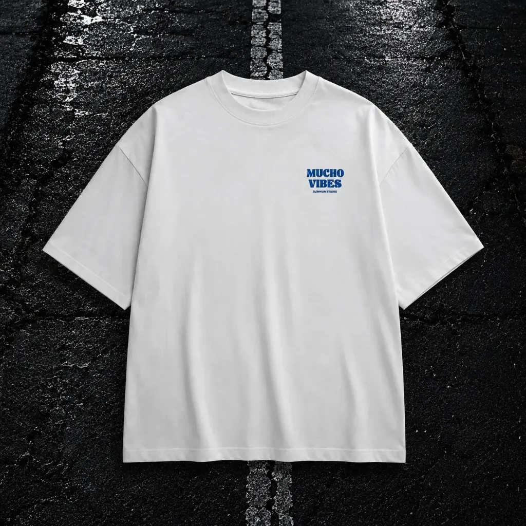 Mucho Vibes Tee